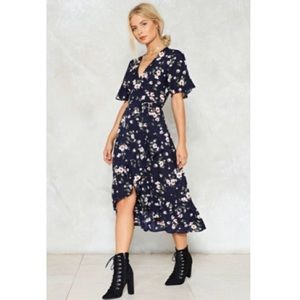 New WITHOUT Tags! Floral Midi Dress